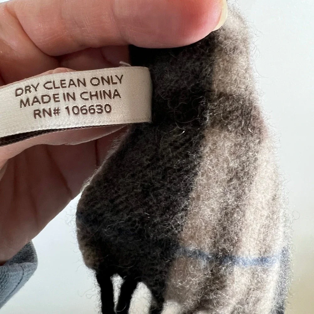 Enzo Mantovani Wool Cashmere Blend Plaid Scarf Grey Tan Black Fringe‎ RN 106630